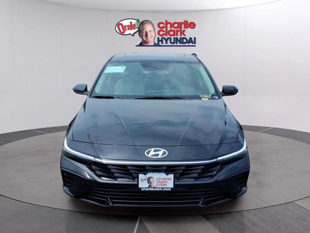 New 2026 Hyundai Elantra Limited Sedan