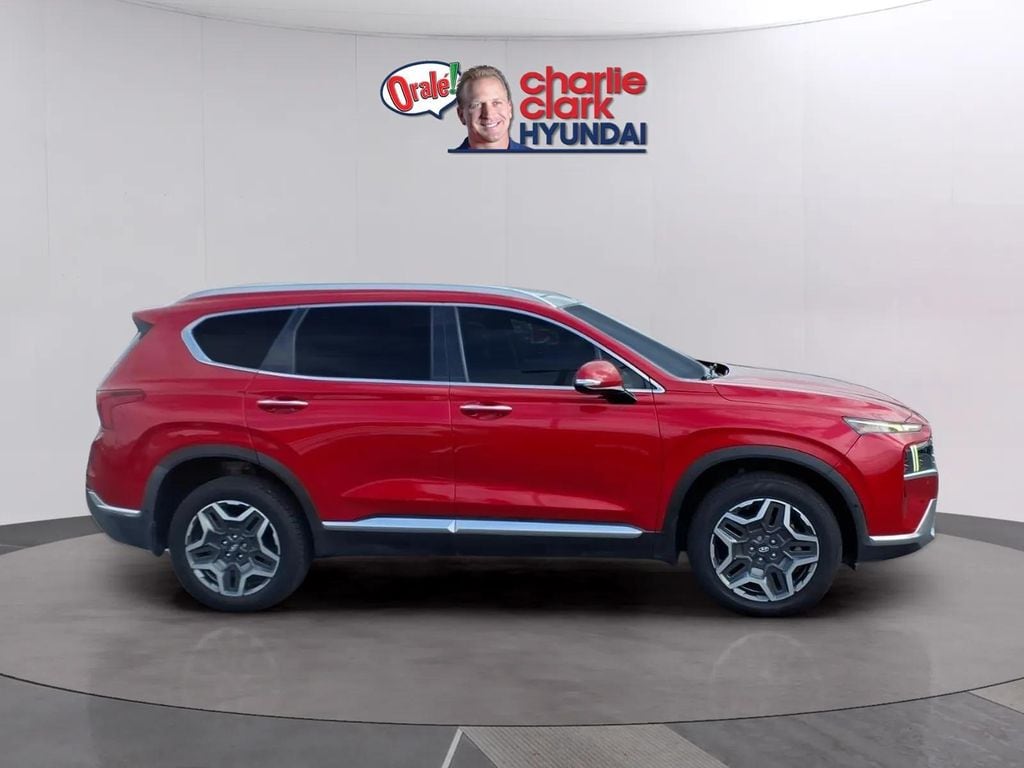 2022 Hyundai Santa Fe Limited - Photo 6