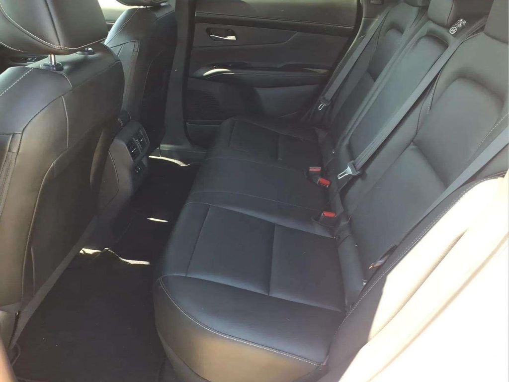 2025 Nissan Murano SL - Photo 14