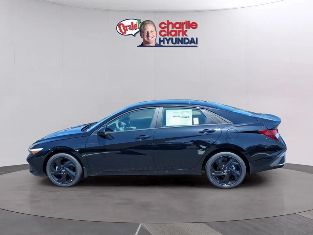 New 2026 Hyundai Elantra SEL Sport Sedan