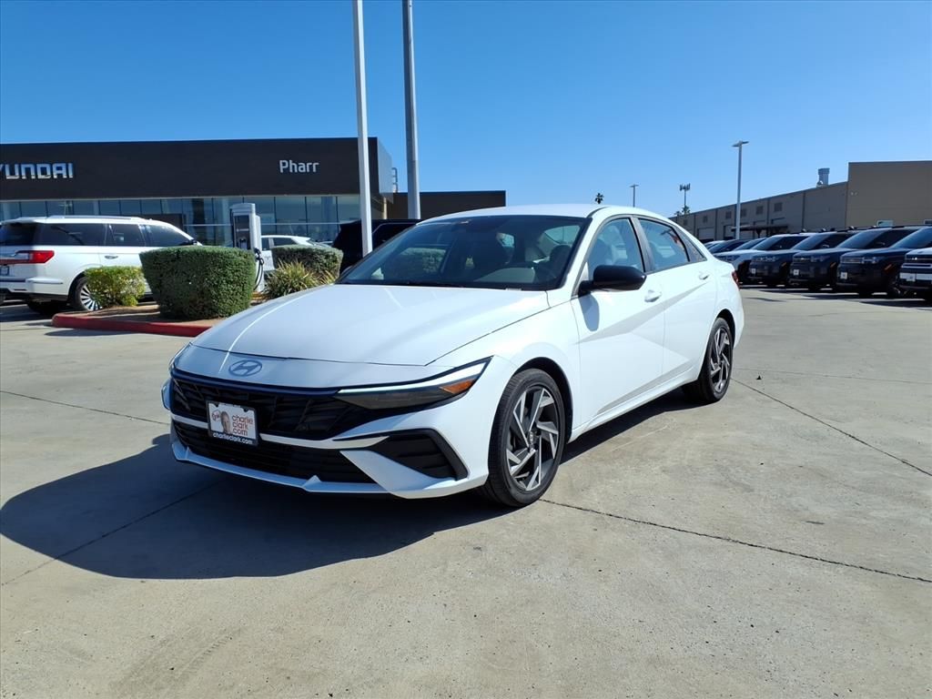 2025 Hyundai Elantra Blue
