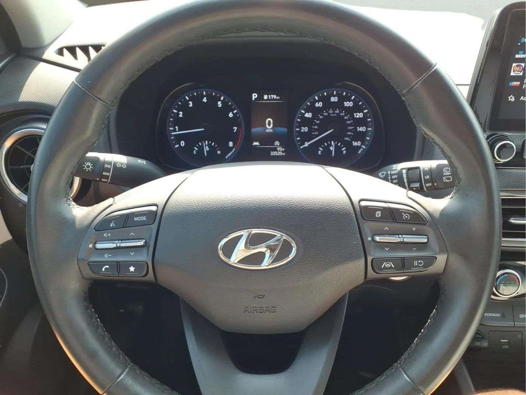 2023 Hyundai Kona SEL - Photo 13