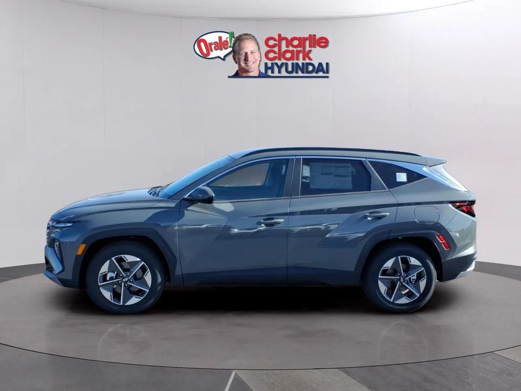 New 2026 Hyundai Tucson SEL FWD SUV