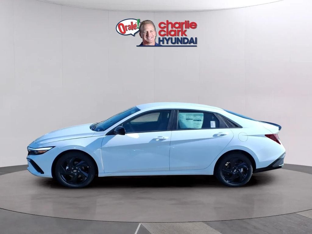 New 2026 Hyundai Elantra SEL Sport Sedan