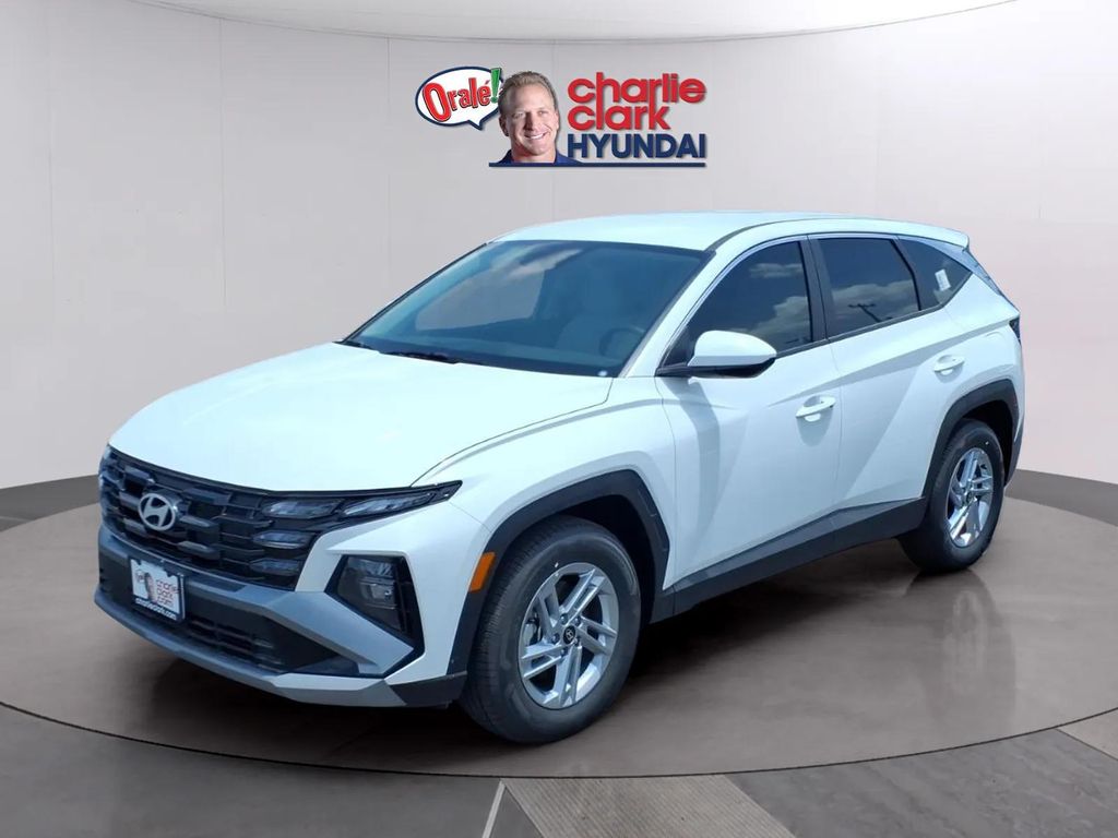 New 2026 Hyundai Tucson SE FWD