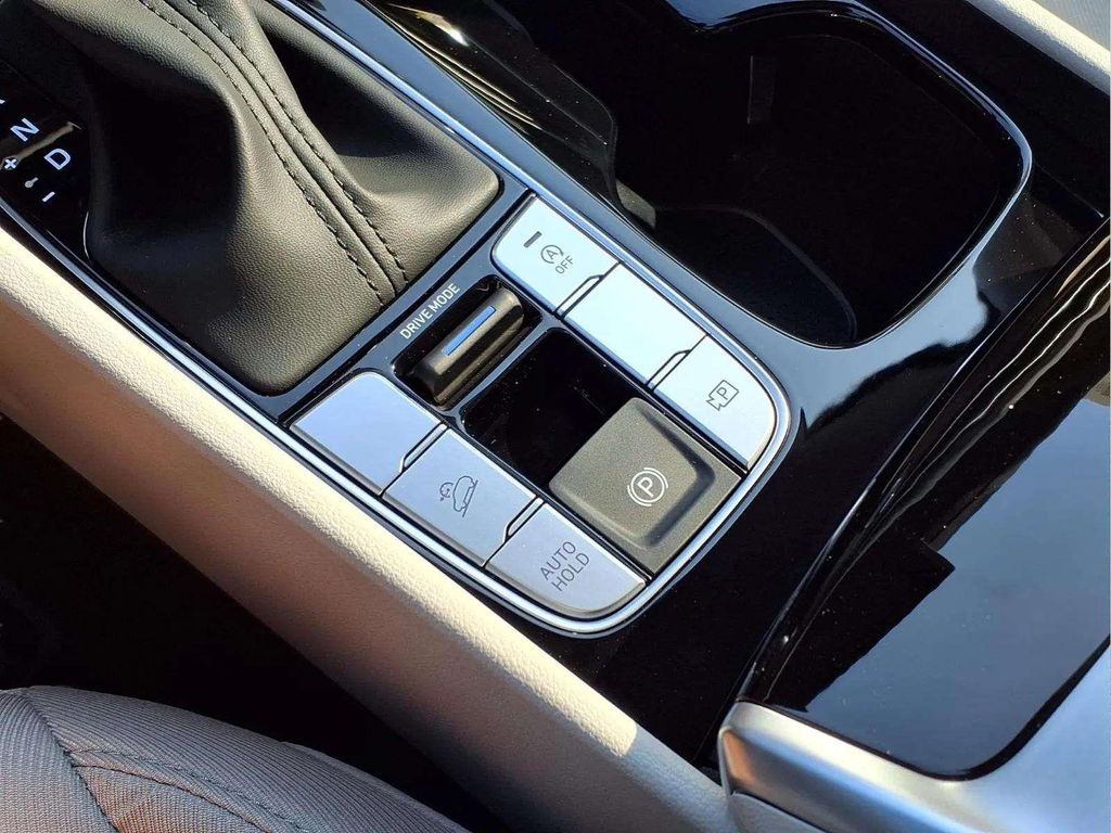 2026 Hyundai Tucson SEL - Photo 16