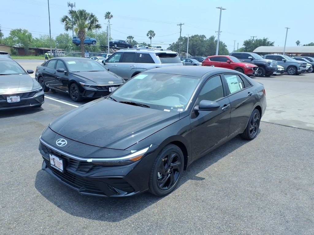 New 2026 Hyundai Elantra SEL Sport Sedan