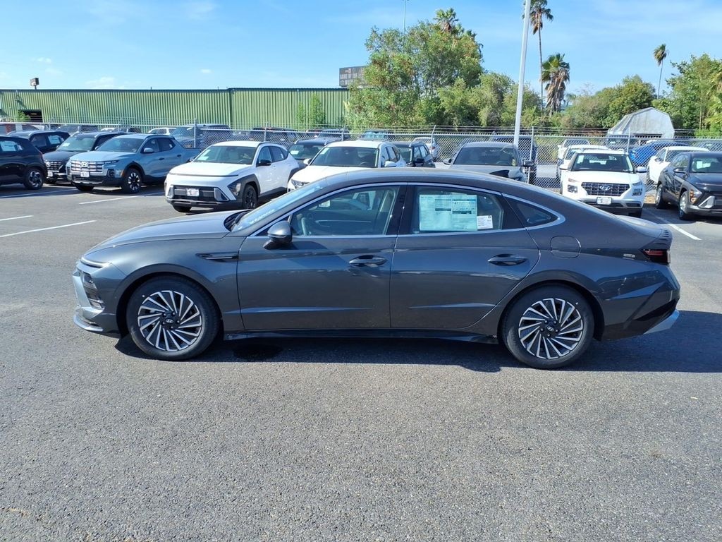 New 2026 Hyundai Sonata Hybrid Limited Sedan
