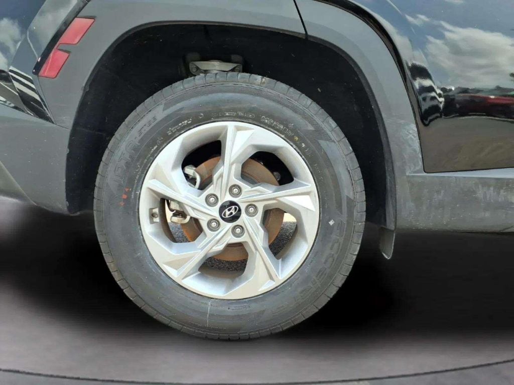 2024 Hyundai Tucson SE - Photo 20