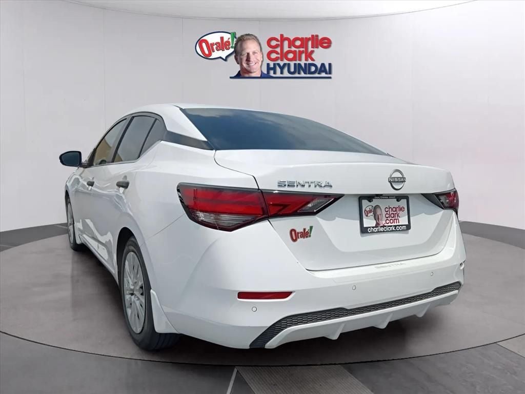 Used 2024 Nissan Sentra S with VIN 3N1AB8BV9RY249215 for sale in Laredo, TX