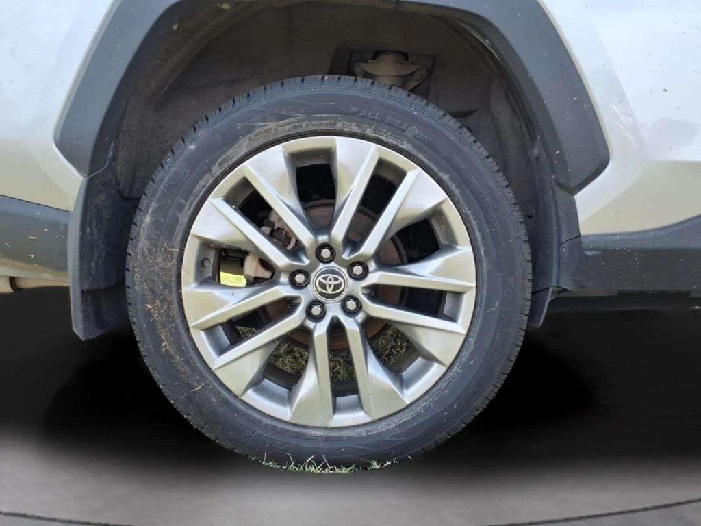 2023 Toyota RAV4 XLE Premium - Photo 20