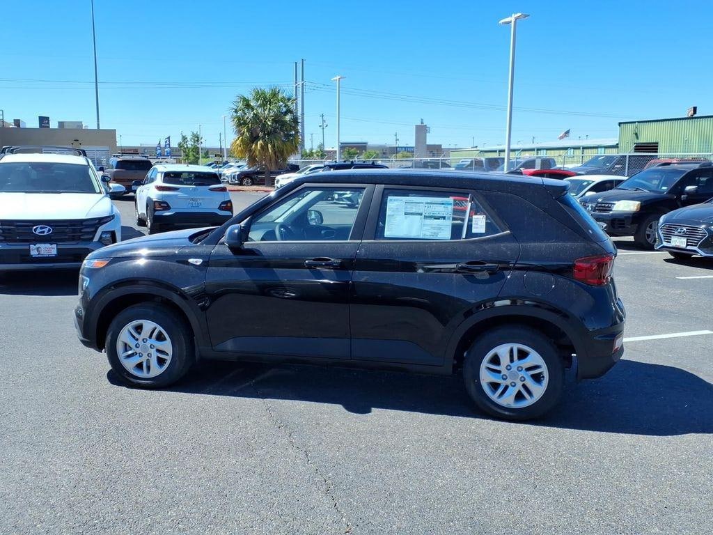 New 2026 Hyundai Venue SE SUV