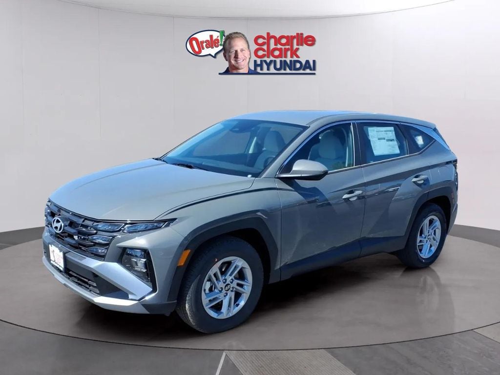 New 2026 Hyundai Tucson SE FWD SUV