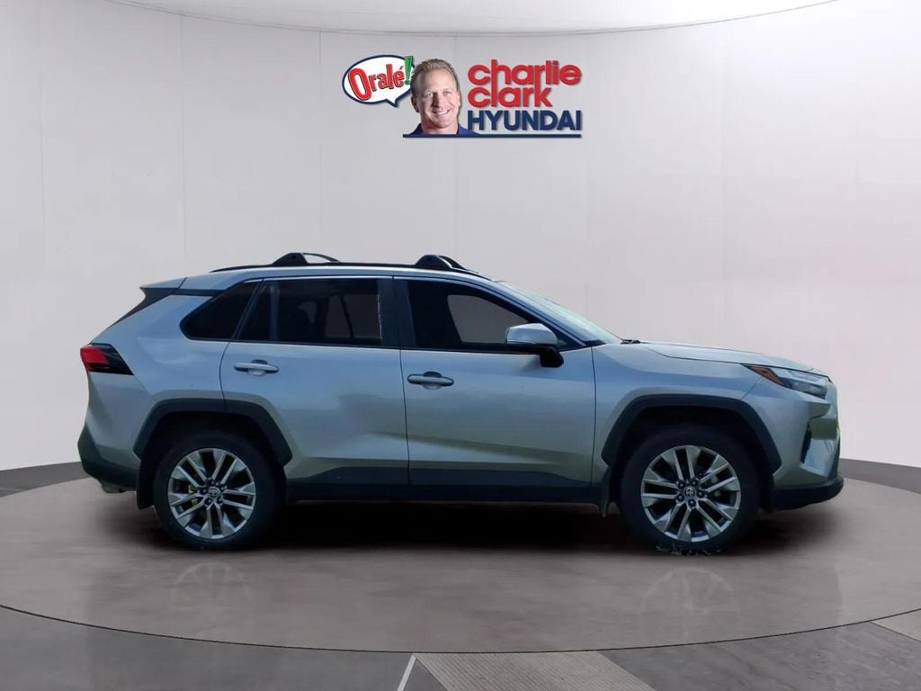 2023 Toyota RAV4 XLE Premium - Photo 6