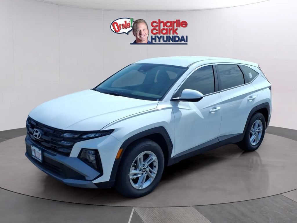 New 2026 Hyundai Tucson SE FWD SUV