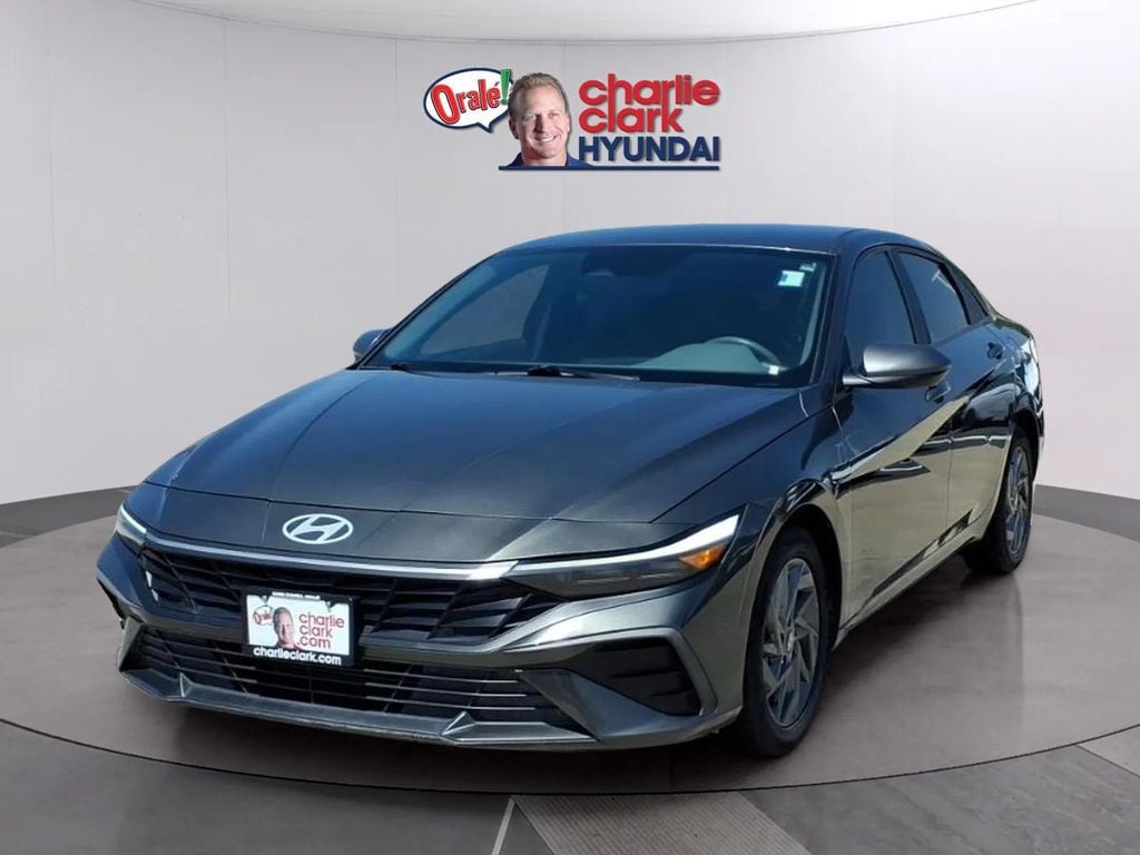 2024 Hyundai Elantra