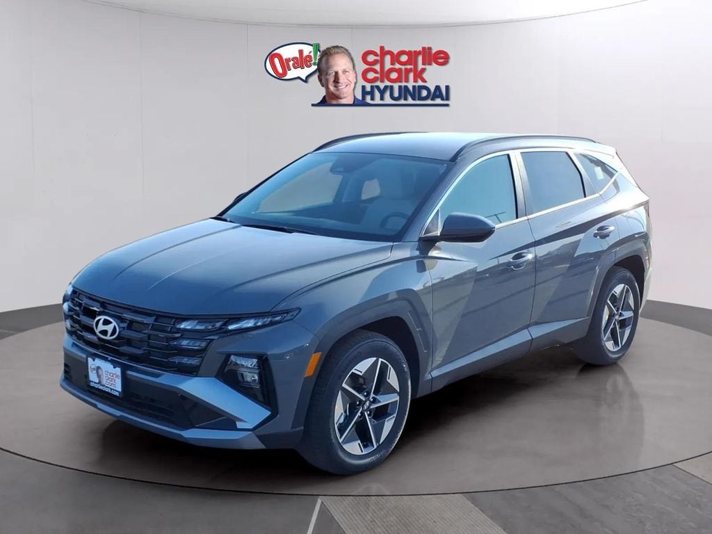 New 2026 Hyundai Tucson SEL FWD SUV