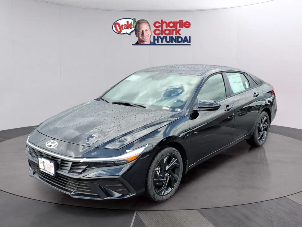 New 2026 Hyundai Elantra SEL Sport