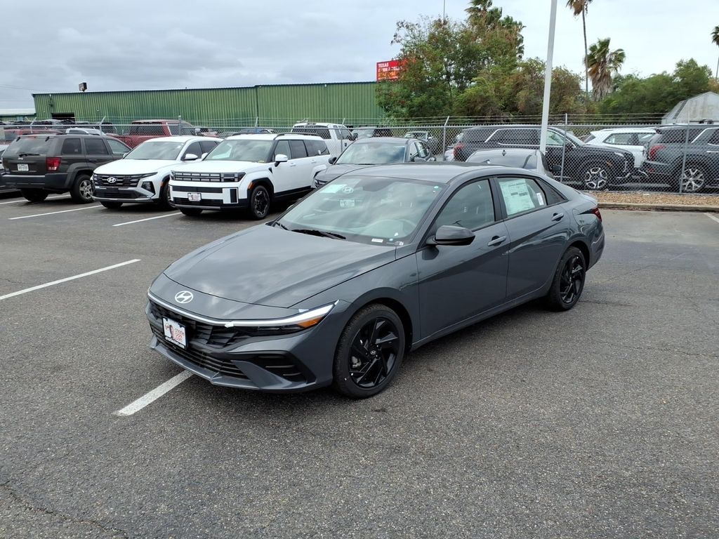 New 2026 Hyundai Elantra SEL Sport