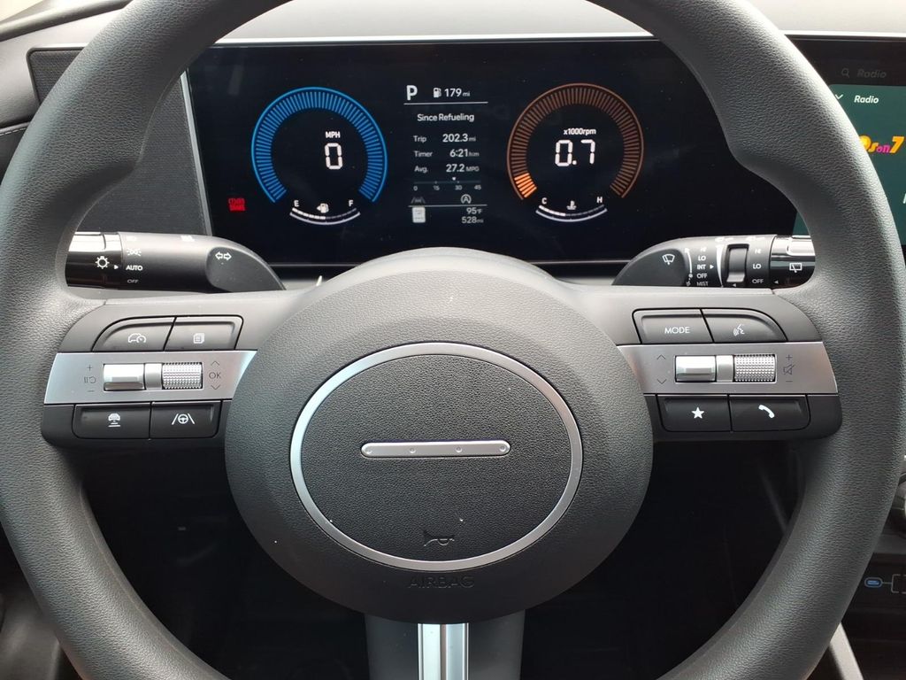 2026 Hyundai Tucson SE - Photo 14
