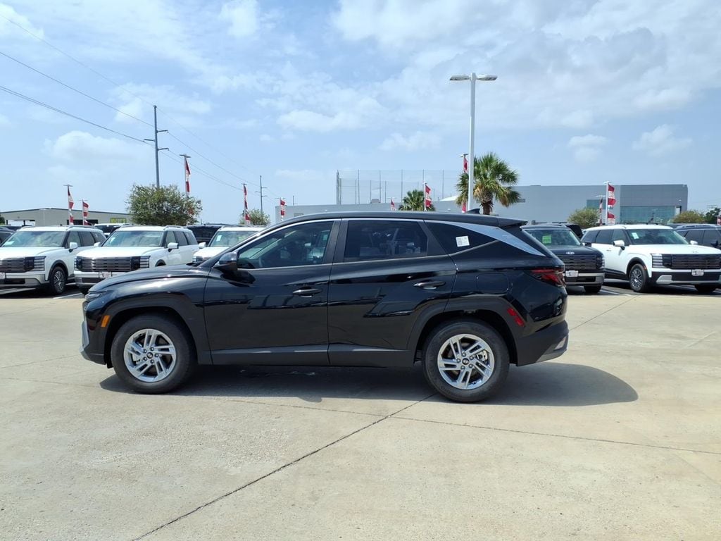New 2026 Hyundai Tucson SE FWD SUV
