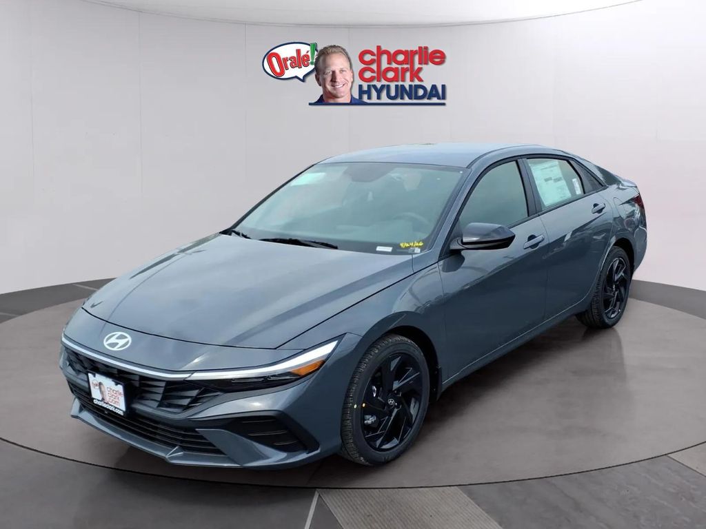 New 2026 Hyundai Elantra SEL Sport