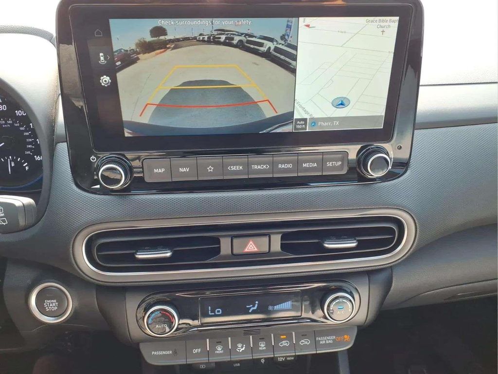 2023 Hyundai Kona SEL - Photo 14