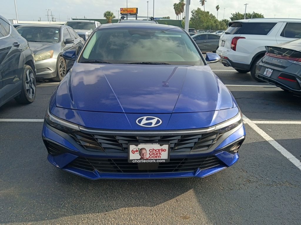 KMHLP4DG1SU982555
