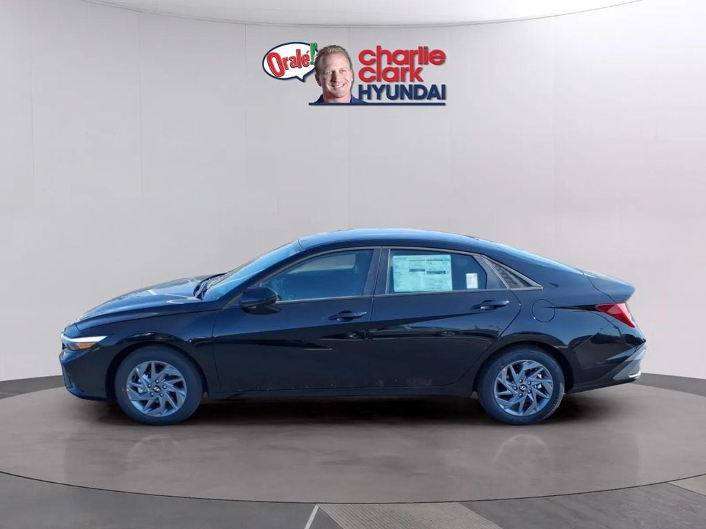 New 2026 Hyundai Elantra Hybrid Blue Sedan