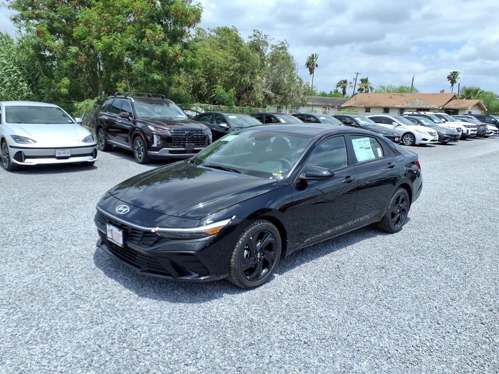 New 2026 Hyundai Elantra SEL Sport Sedan