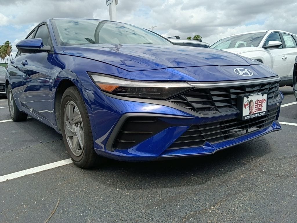 Certified 2024 Hyundai Elantra SE Sedan