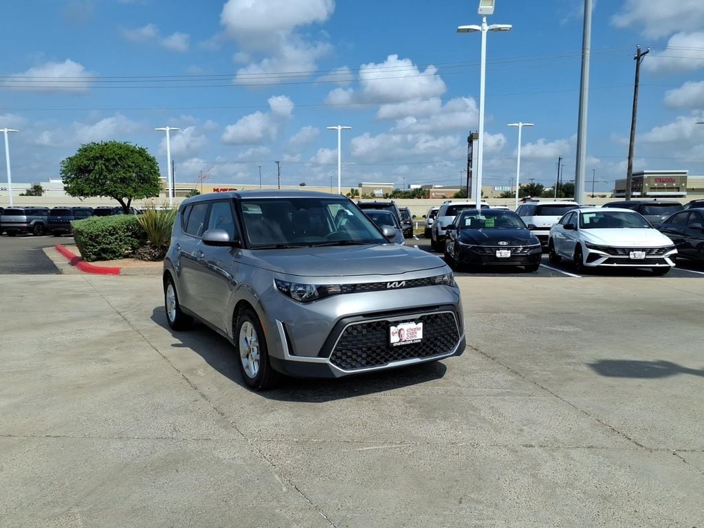 2023 Kia Soul LX - Photo 7