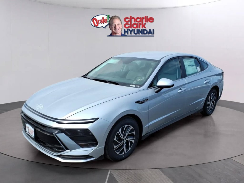 2026 Hyundai Sonata Hybrid