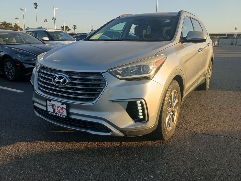2017 Hyundai Santa Fe SE