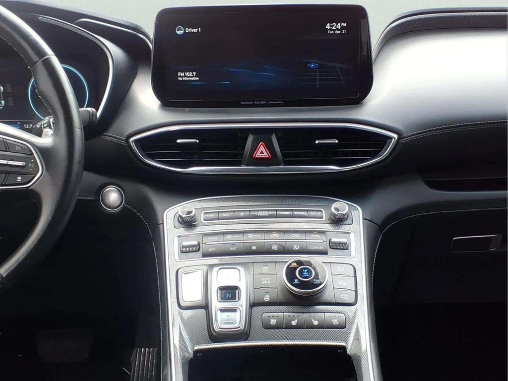 2022 Hyundai Santa Fe Limited - Photo 14