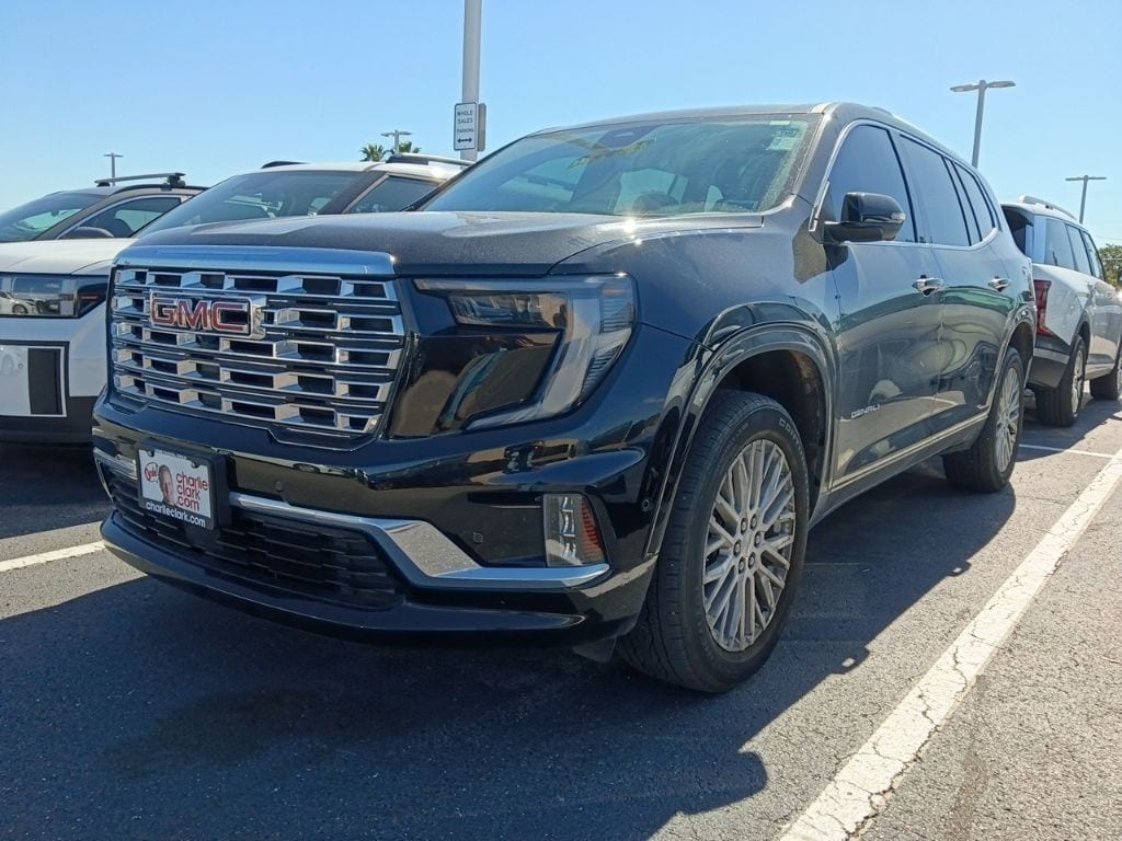 2024 GMC Acadia Denali AWD's photo