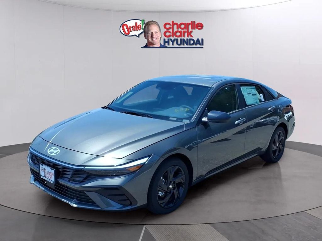New 2026 Hyundai Elantra SEL Sport