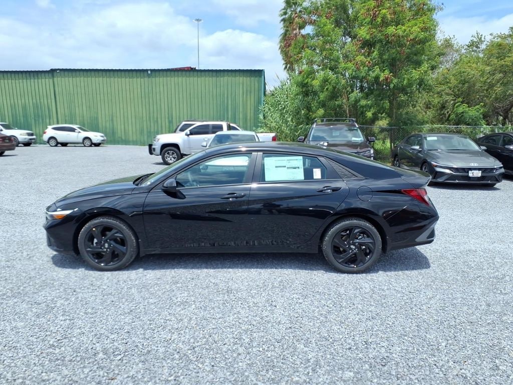New 2026 Hyundai Elantra SEL Sport Sedan