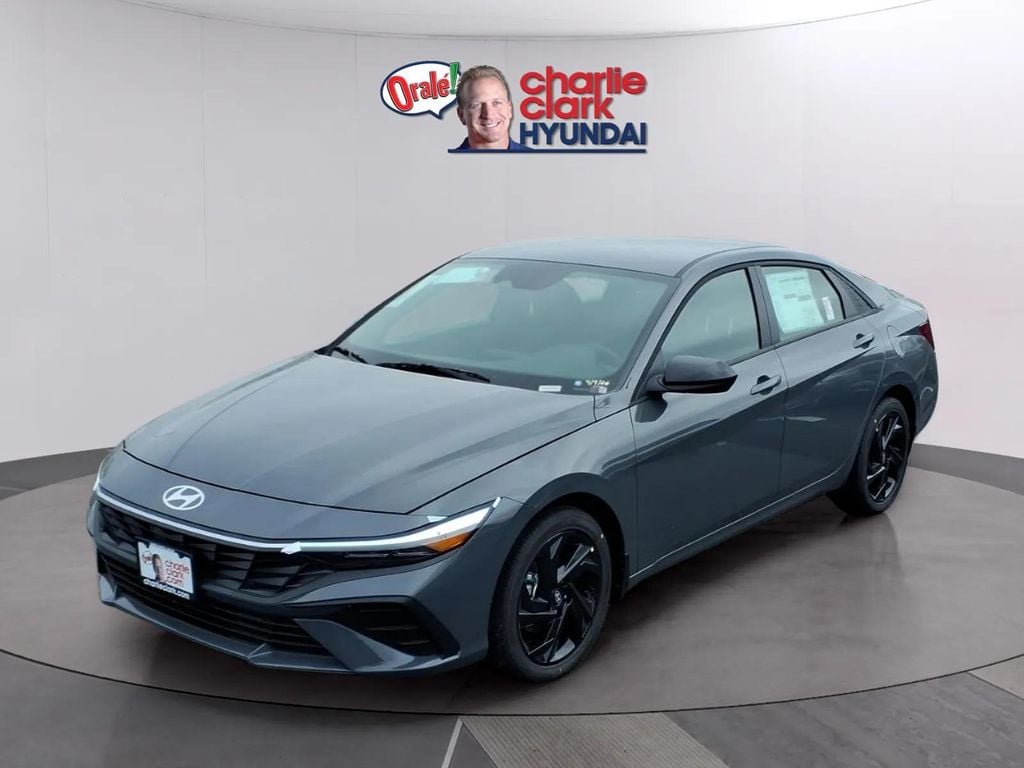 New 2026 Hyundai Elantra SEL Sport
