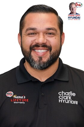 Staff member Adolfo Guerrero from ID_a64f23