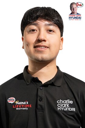 Staff member Jesus Sosa from ID_a039ea