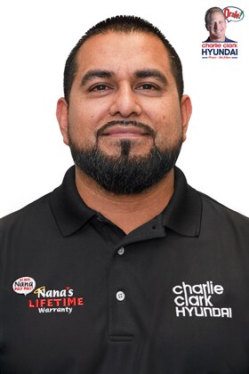 Staff member Ivan Camarillo from ID_a64f23