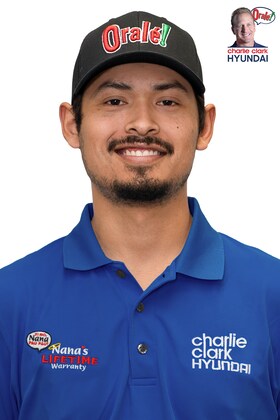 Staff member Luis Ortega from ID_99e3ee