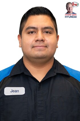 Staff member Jean Garcia from ID_99e3ee