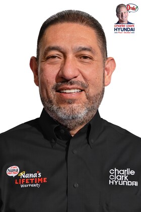 Staff member Nelson Garcia from ID_4918a4