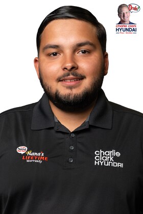 Staff member Livan Villareal from ID_a64f23
