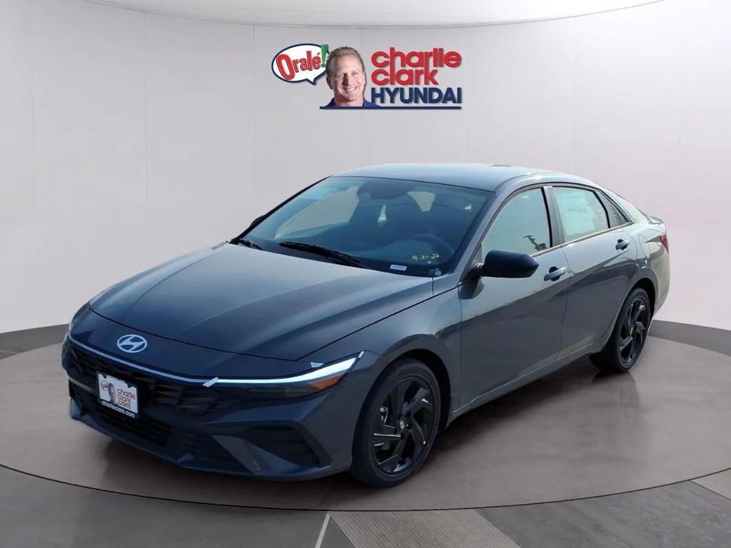 New 2026 Hyundai Elantra SEL Sport Sedan