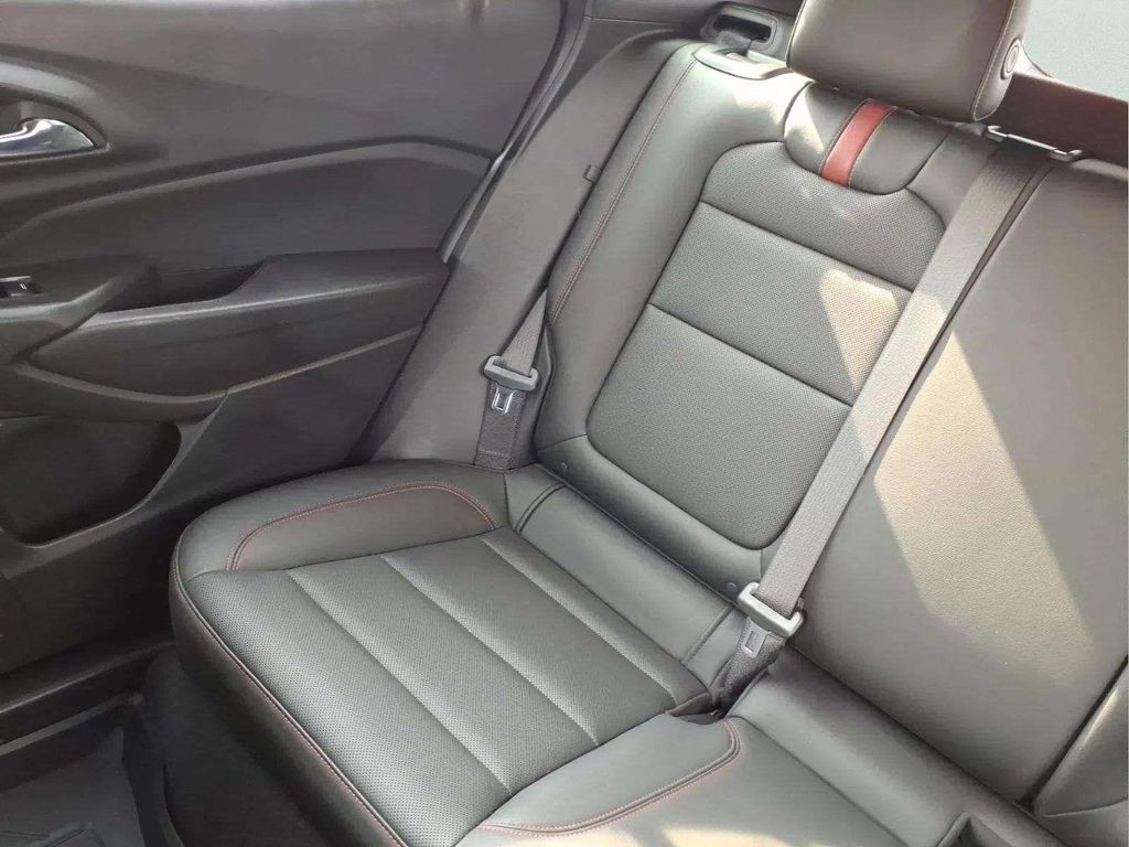 2025 Chevrolet Trax RS - Photo 16