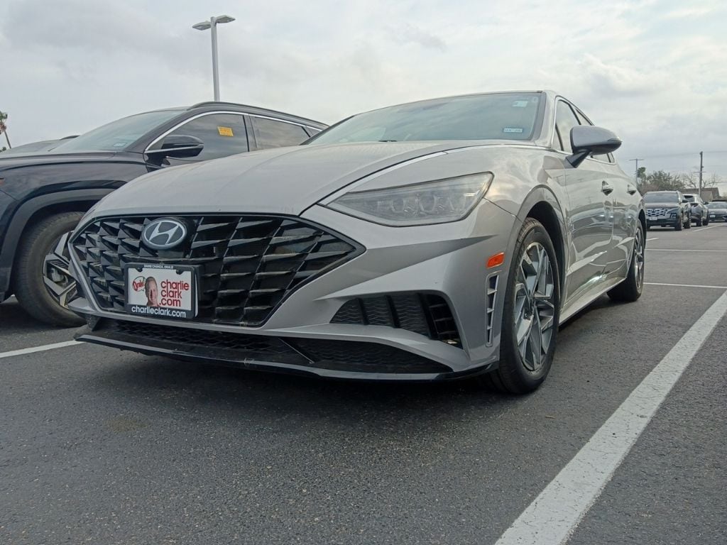 Used 2023 Hyundai Sonata SEL Sedan