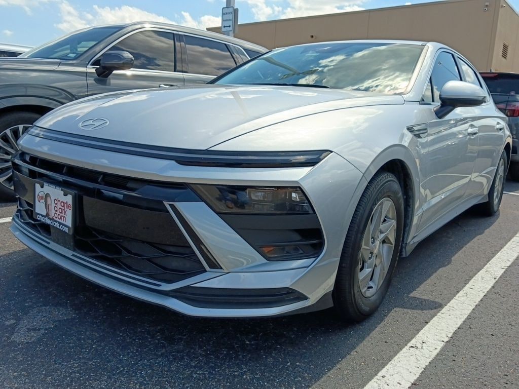 Used 2025 Hyundai Sonata SE Sedan